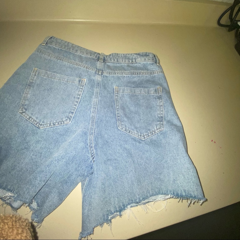 Vestique Collection Jean Shorts S NWT - Picture 4 of 4